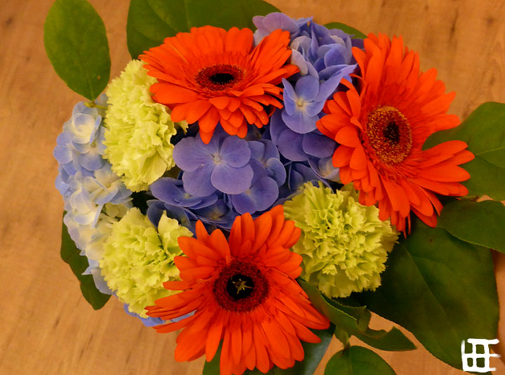 Восхитительные способы собрать цветы на 1 сентября: секреты идеальных композиций