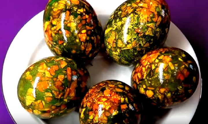7 способов покраски яиц на Пасху луковой шелухой