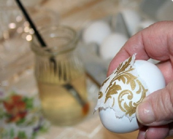 Традиционные способы декупажа яиц салфетками к Пасхе