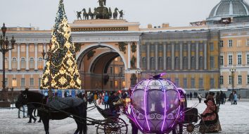 Новогодние каникулы в СПб: как провести и где побывать